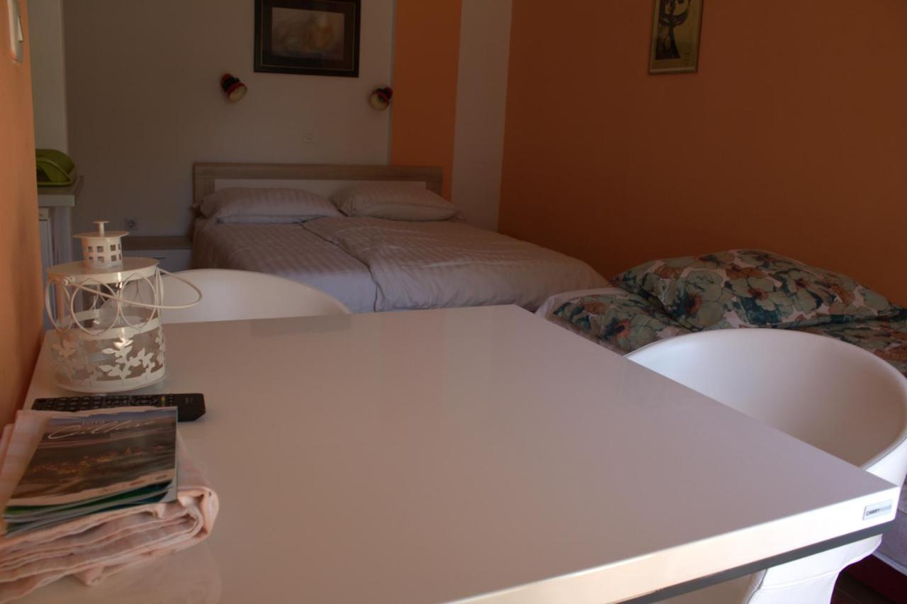 Apartments Marija Murine Екстер'єр фото