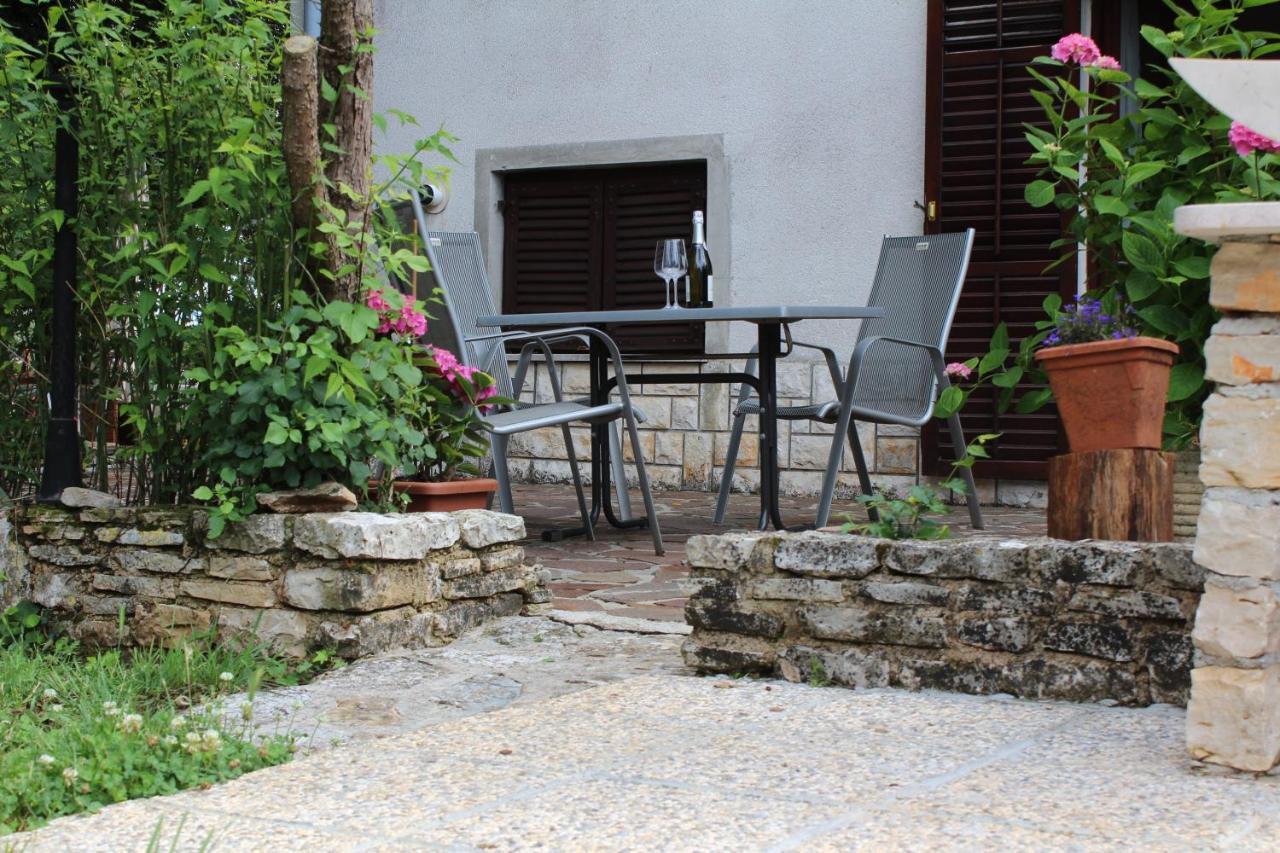 Apartments Marija Murine Екстер'єр фото
