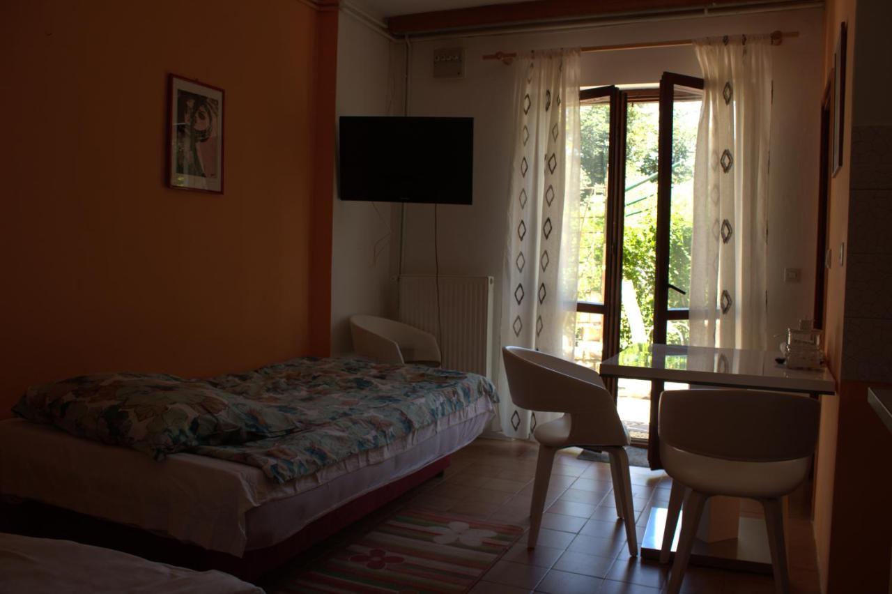 Apartments Marija Murine Екстер'єр фото