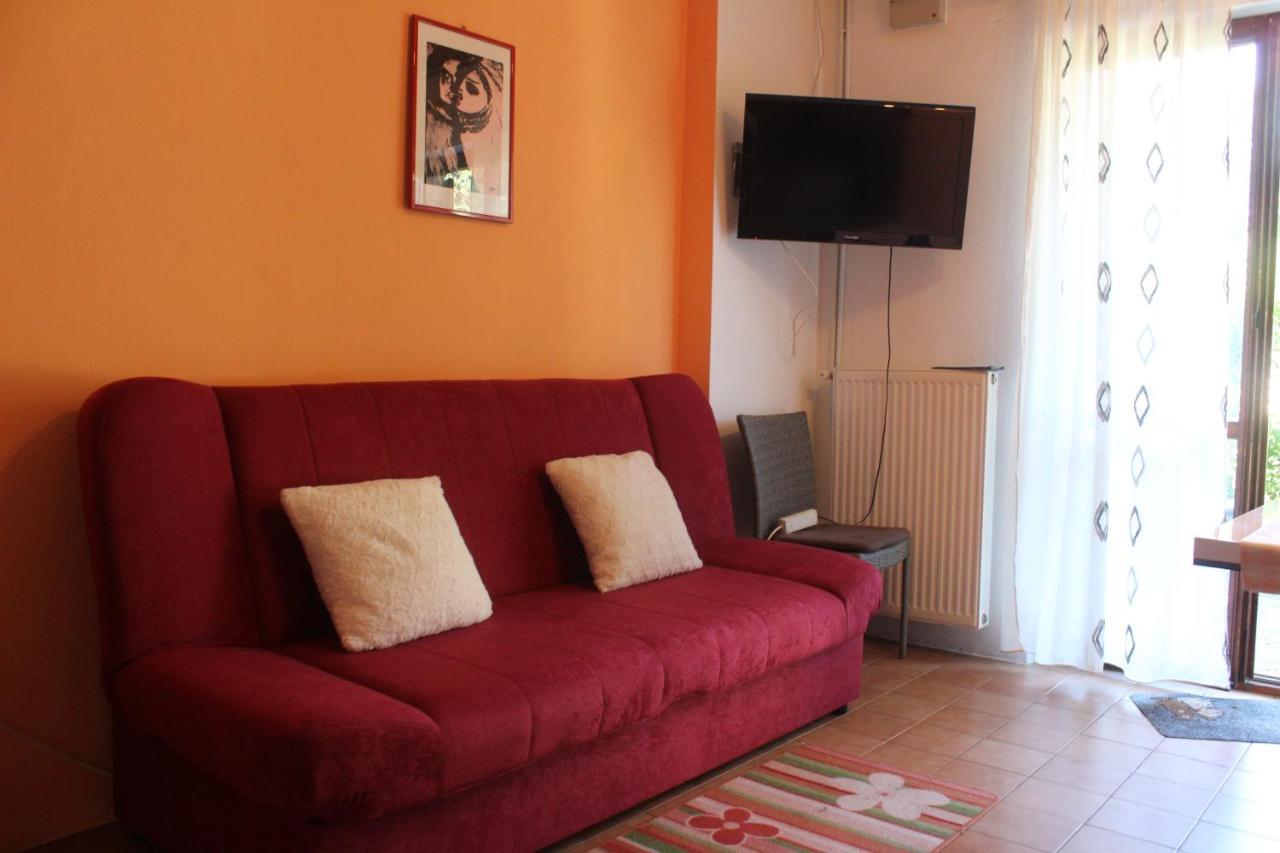 Apartments Marija Murine Екстер'єр фото
