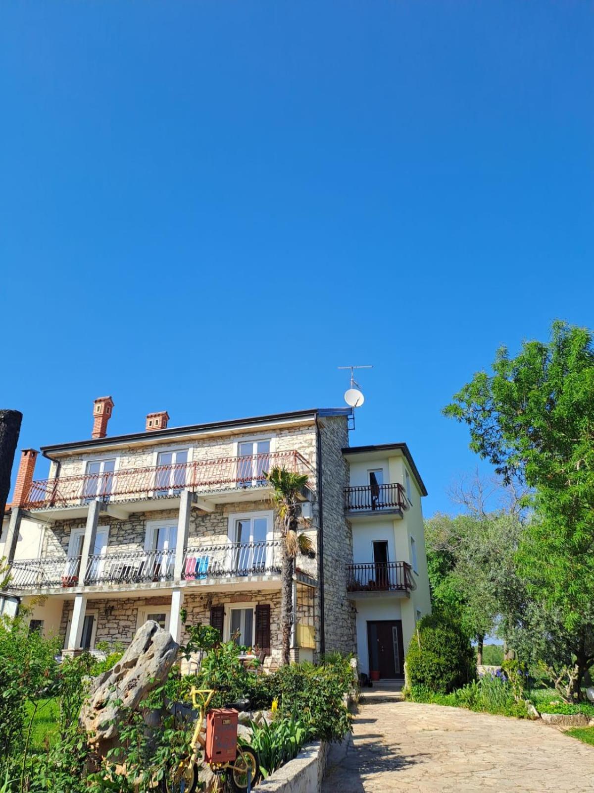 Apartments Marija Murine Екстер'єр фото